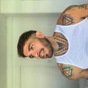 Meet your Posher, Luiscarlos